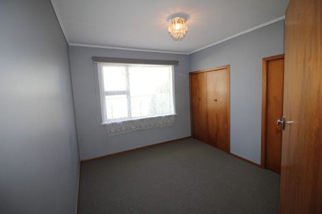 Photo of property in 40 Bancroft Terrace, Newlands, Wellington, 6037