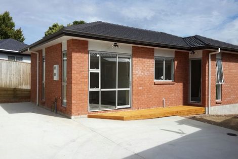 Photo of property in 8 Ervine Place, Bucklands Beach, Auckland, 2014