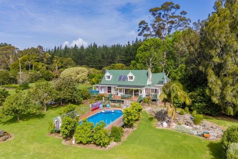 Photo of property in 98 Edmonds Road, Kerikeri, 0293