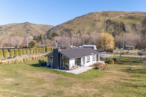 Photo of property in 1629 Teviot Road, Millers Flat, Roxburgh, 9572