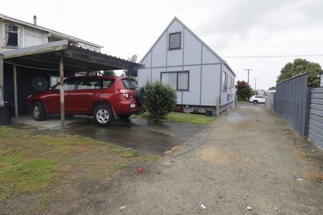 Photo of property in 23 Manuka Street, Castlecliff, Whanganui, 4501