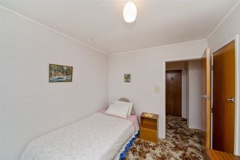 Photo of property in 7 Kamahi Avenue, Hawera, 4610