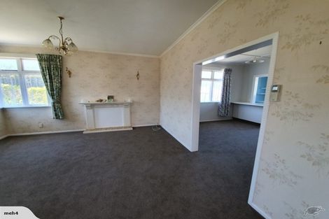Photo of property in 13 Retter Street, Paparangi, Wellington, 6037