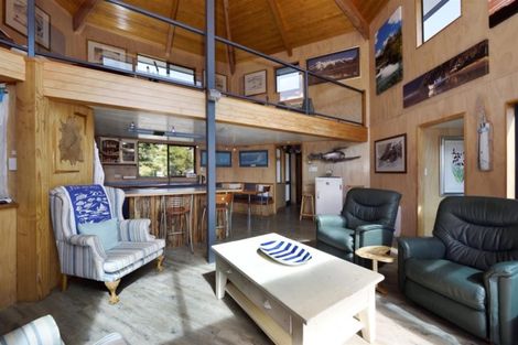 Photo of property in 7 Soucis Lane, Okiwi Bay, French Pass, 7193