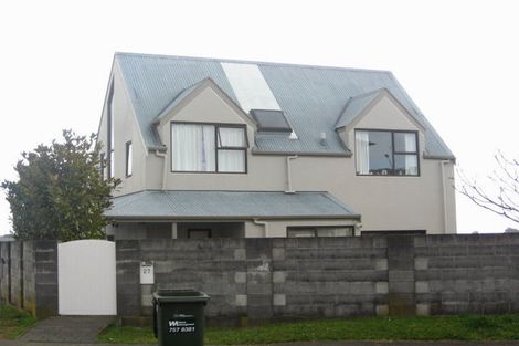 Photo of property in 88 Wallath Road, Westown, New Plymouth, 4310
