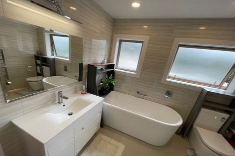 Photo of property in 2 Fitzwilliam Drive, Torbay, Auckland, 0630