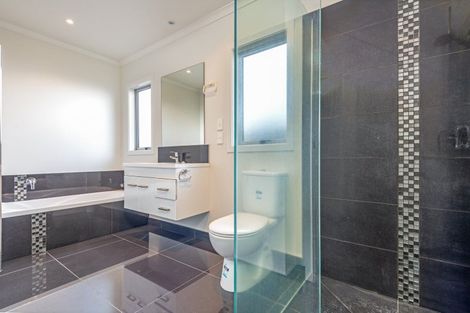 Photo of property in 120 Heretaunga Street, Palmerston North, 4414