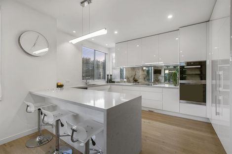 Photo of property in 14a Sylvan Park Avenue, Milford, Auckland, 0620