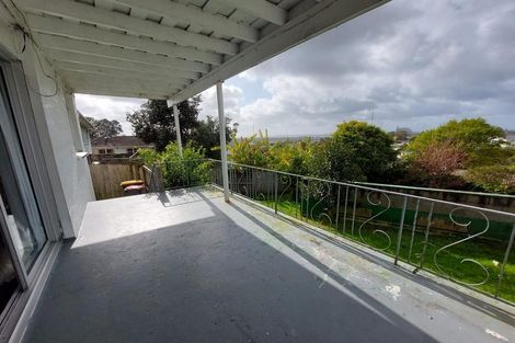 Photo of property in 11 Keegan Drive, Massey, Auckland, 0614
