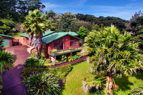 Photo of property in 12 Cochran Road, Oratia, Auckland, 0604