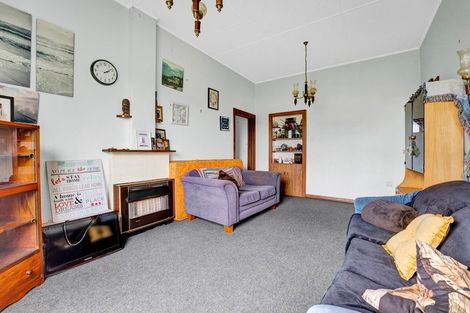 Photo of property in 49 Bedford Street, Patea, 4520