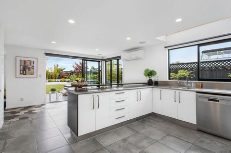 Photo of property in 15 Jane Deans Close, Riccarton, Christchurch, 8011