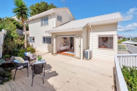 Photo of property in 2/89 Monarch Avenue, Hillcrest, Auckland, 0627