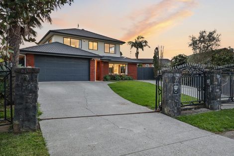 Photo of property in 35 Peninsula Road, Mangere, Auckland, 2022