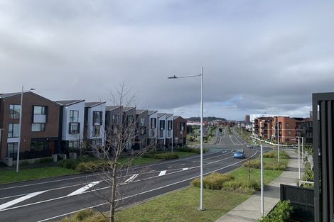 Photo of property in 3/2 Rangitamiro Place, Hobsonville, Auckland, 0616