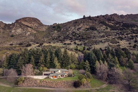 Photo of property in 515 Mount Barker Road, Wanaka, 9382