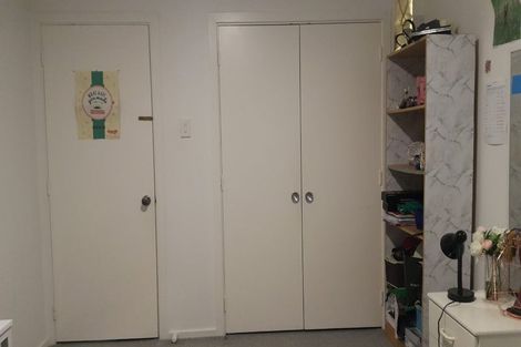 Photo of property in 2/124 Campbell Street, Karori, Wellington, 6012