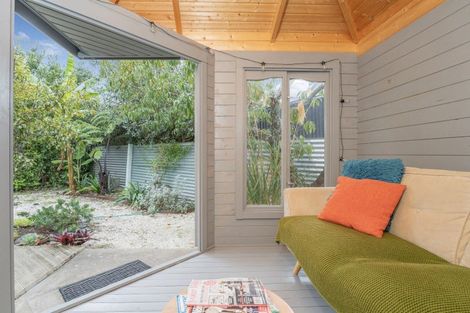 Photo of property in 8 Simpson Place, Whitianga, 3510