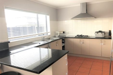 Photo of property in 43 Mili Way, Ranui, Auckland, 0612