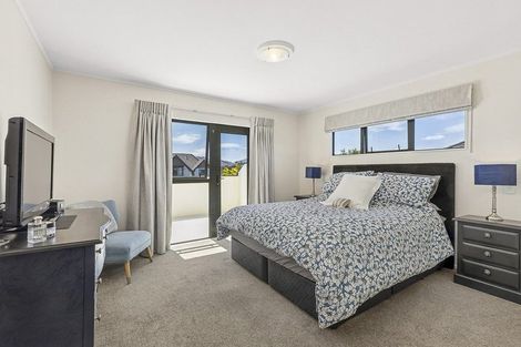 Photo of property in 6 Voyager Way, Whitby, Porirua, 5024