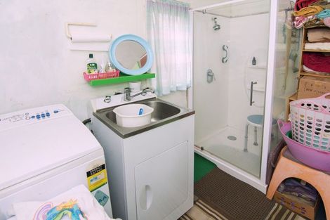 Photo of property in 20 Clifton Avenue, Carterton, 5713