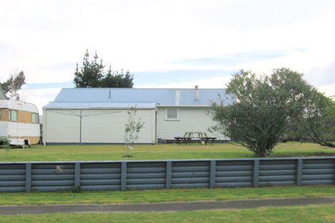 Photo of property in 103 Sharyn Place, Whangamata, 3620