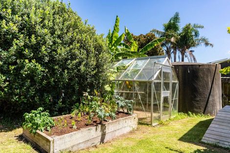 Photo of property in 11 Wintle Street, Mangawhai Heads, Mangawhai, 0505