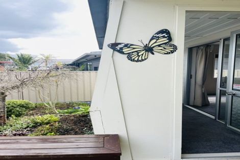 Photo of property in 141b Centreway Road, Orewa, 0931