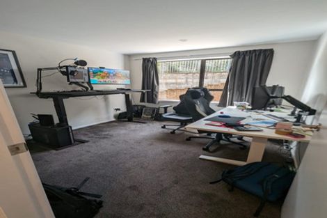 Photo of property in 11 Kinnel Grove, Papakowhai, Porirua, 5024