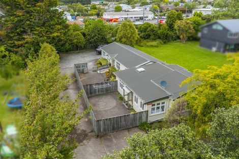 Photo of property in 84 Amohia Street, Paraparaumu, 5032