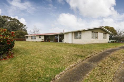 Photo of property in 36 Puketotara Road, Rangiotu, Palmerston North, 4477