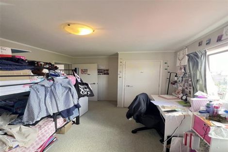 Photo of property in 45b Kurnell Drive, Botany Downs, Auckland, 2010