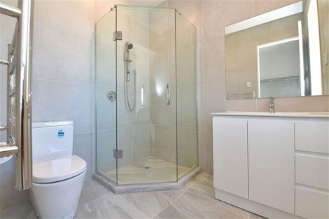 Photo of property in 241 West Hoe Heights, Orewa, 0931