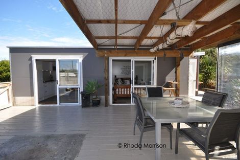 Photo of property in 76 Komiti Road, Tinopai, 0593