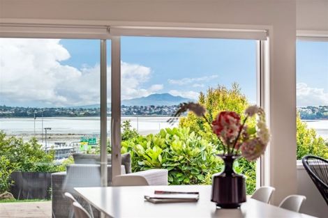 Photo of property in 99 Queen Street, Northcote Point, Auckland, 0627