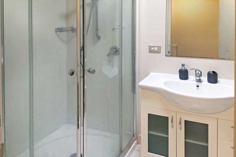 Photo of property in 9a Burlington Street, Sydenham, Christchurch, 8023