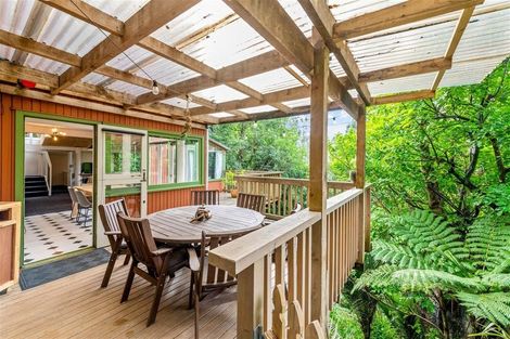 Photo of property in 40 Tanekaha Road, Titirangi, Auckland, 0604
