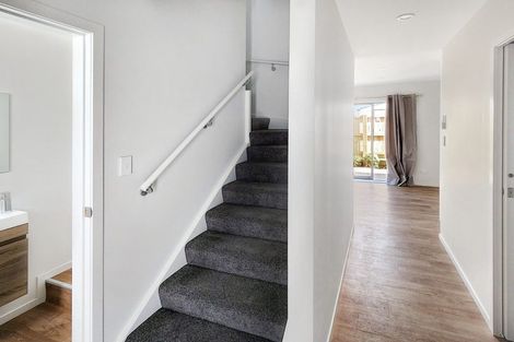 Photo of property in 4/12 Mana Avenue, Titahi Bay, Porirua, 5022