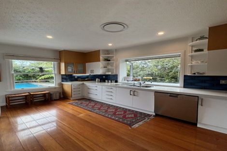 Photo of property in 27 Phoenix Avenue, Hokowhitu, Palmerston North, 4410