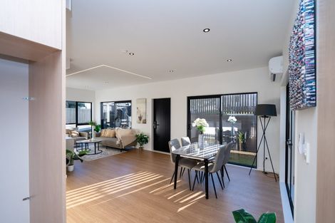 Photo of property in 18b Sunnyhill Crescent, Sunnyhills, Auckland, 2010