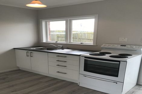 Photo of property in 2/497 Beach Road, Murrays Bay, Auckland, 0630