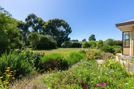 Photo of property in 21 Neal Road, Rarangi, Blenheim, 7273