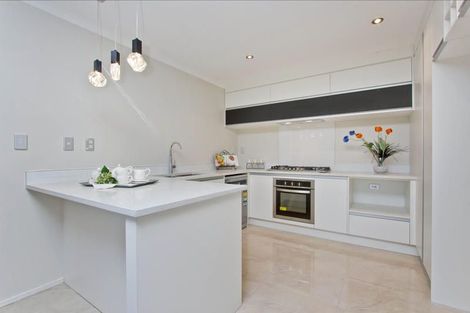 Photo of property in 25b Thornlow Street, Glendene, Auckland, 0602