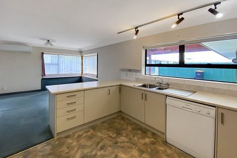 Photo of property in 156 Heretaunga Street, Palmerston North, 4414