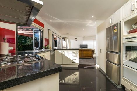 Photo of property in 27 Te Wharau Drive, Greenhithe, Auckland, 0632