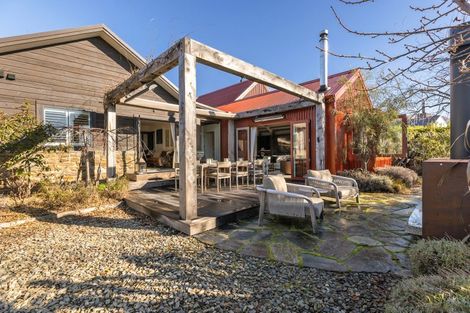 Photo of property in 8 Little Oak Common, Wanaka, 9305
