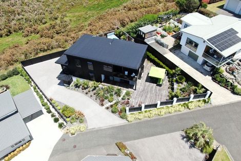 Photo of property in 35 Tohora View, Waihi Beach, 3611