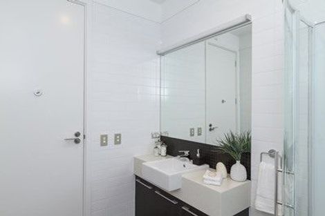 Photo of property in Urbis Apartments, 4/5 Raroa Road, Hutt Central, Lower Hutt, 5010