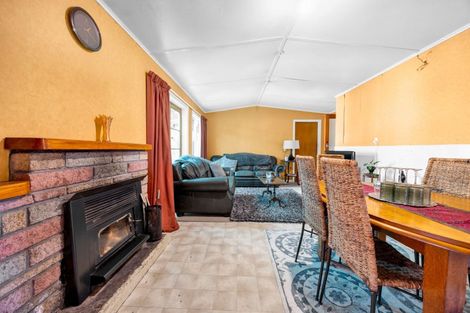 Photo of property in 68 Domett Street, Opunake, 4616