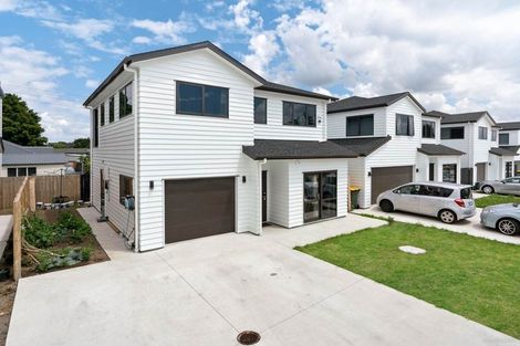 Photo of property in 11 Nagra Lane, Papakura, 2110